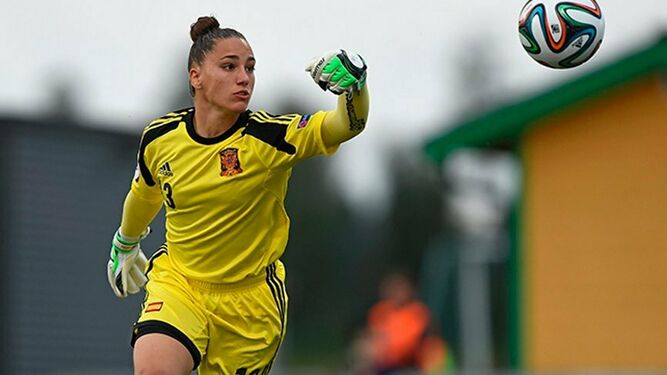 Sara Serrat convocada por primera vez con la Selección Absoluta