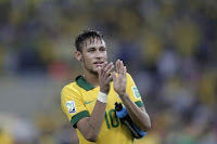 Fichajes: Sin ponerse la camiseta del Barça ya Neymar cuesta 75 Millones